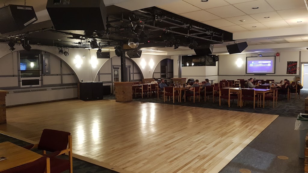 Huron Club | 253 Ortona Rd, Borden, ON L0M 1C0, Canada | Phone: (705) 424-1200