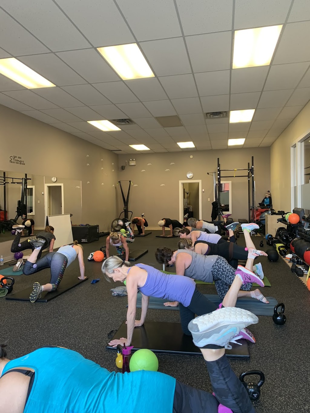 Live Life Fit Fitness & Nutrition Coaching | 99 King St E, Thornbury, ON N0H 2P0, Canada | Phone: (647) 527-5580