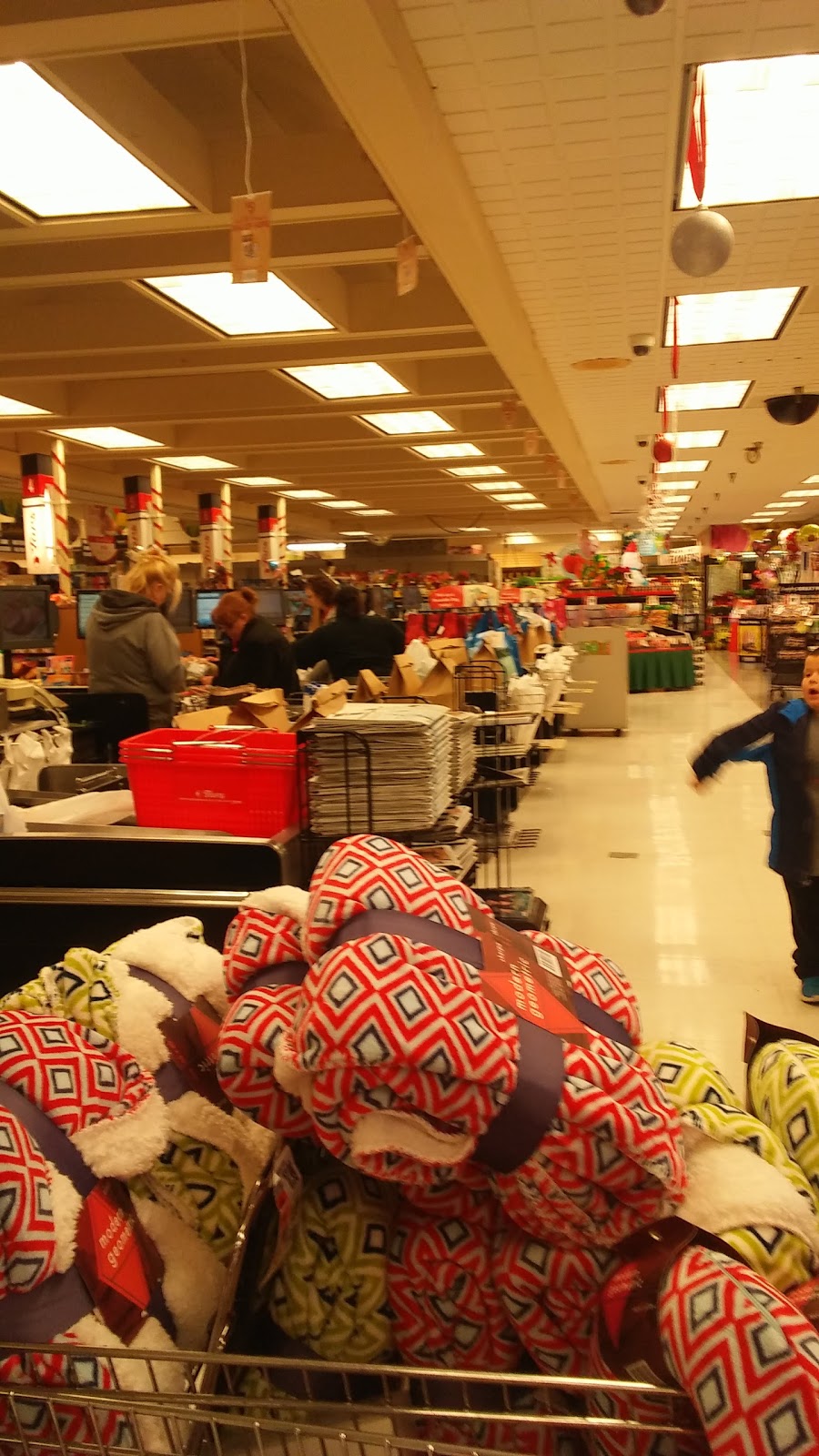 Tops Markets | 4235 Military Rd, Niagara Falls, NY 14304, USA | Phone: (716) 297-3410