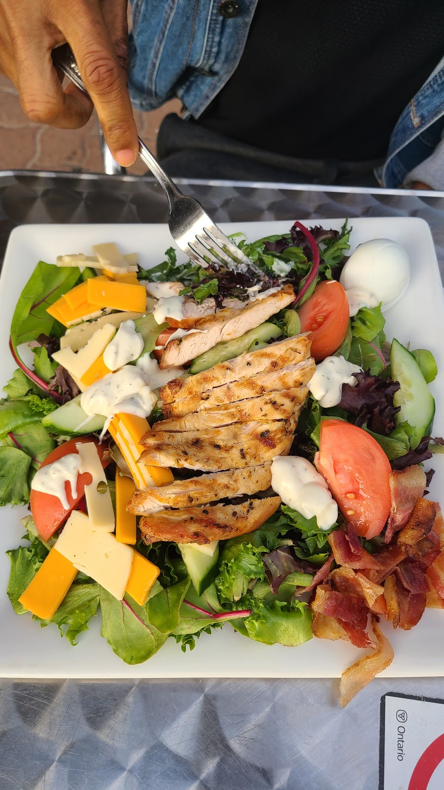 Sharks Club And Grill | 7007 Islington Ave, Vaughan, ON L4L 4T5, Canada | Phone: (905) 850-9400