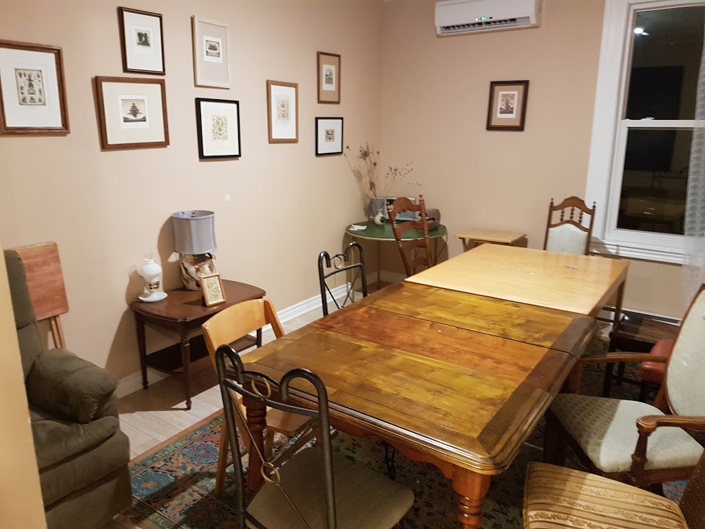 LOrbite | 406 Rue Notre-Dame Est, Montréal, QC H2Y 1C8, Canada | Phone: (514) 844-5274