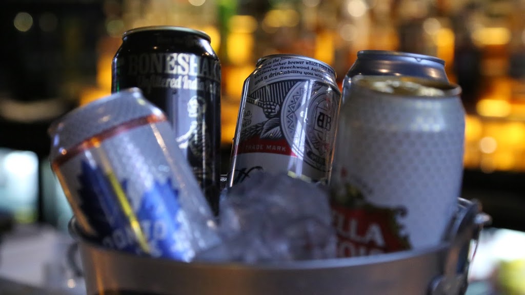 Hardy Johns Bar & Grill | 50 Taunton Rd E Unit 1, Oshawa, ON L1G 3T7, Canada | Phone: (905) 240-4800