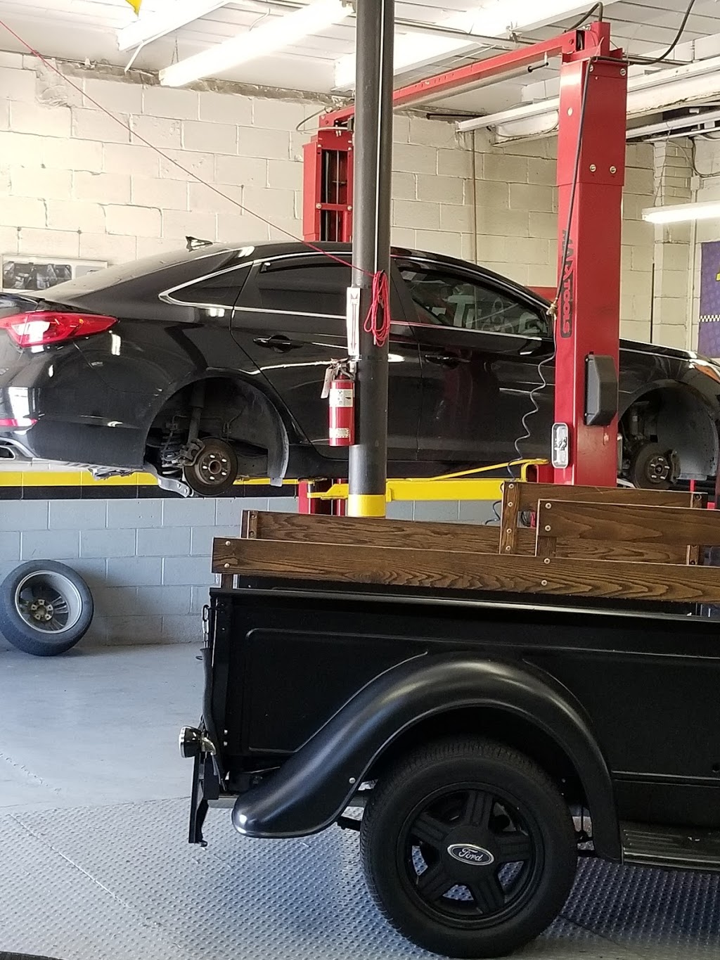 FIX AUTO STREETSVILLE | 66 Thomas St #12, Mississauga, ON L5M 2P3, Canada | Phone: (905) 858-0900
