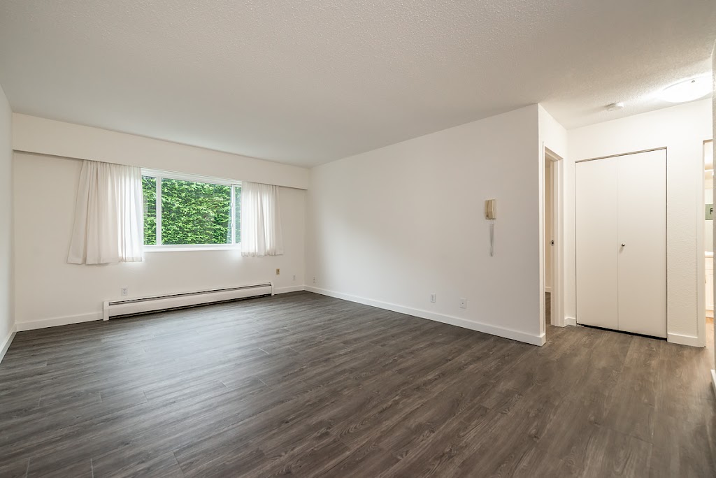 Albion Court Apartments | 45 Boyd St, Victoria, BC V8V 2C9, Canada | Phone: (250) 595-7000