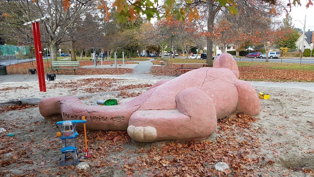 Cook Street Playground and Outdoor Fitness Circuit | 100 Cook St, Leonard St, Victoria, BC V8V, Canada | Phone: (250) 361-0600