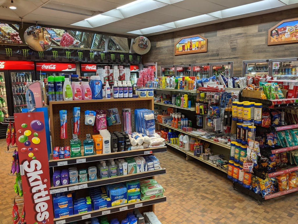 Dépanneur Ultra | 3475 Av du Parc, Montréal, QC H2X 2H6, Canada | Phone: (514) 842-0369