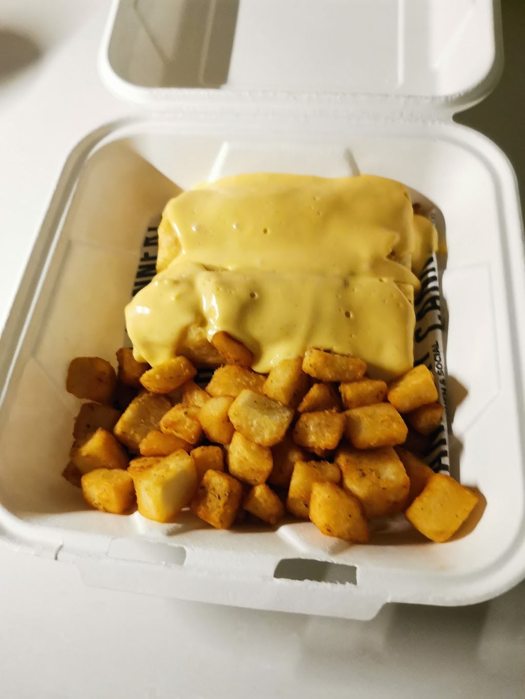 Cannery Kitchen & Social | 200 Pratt and Whitney Dr, Enfield, NS B2T 0A2, Canada | Phone: (902) 873-1400