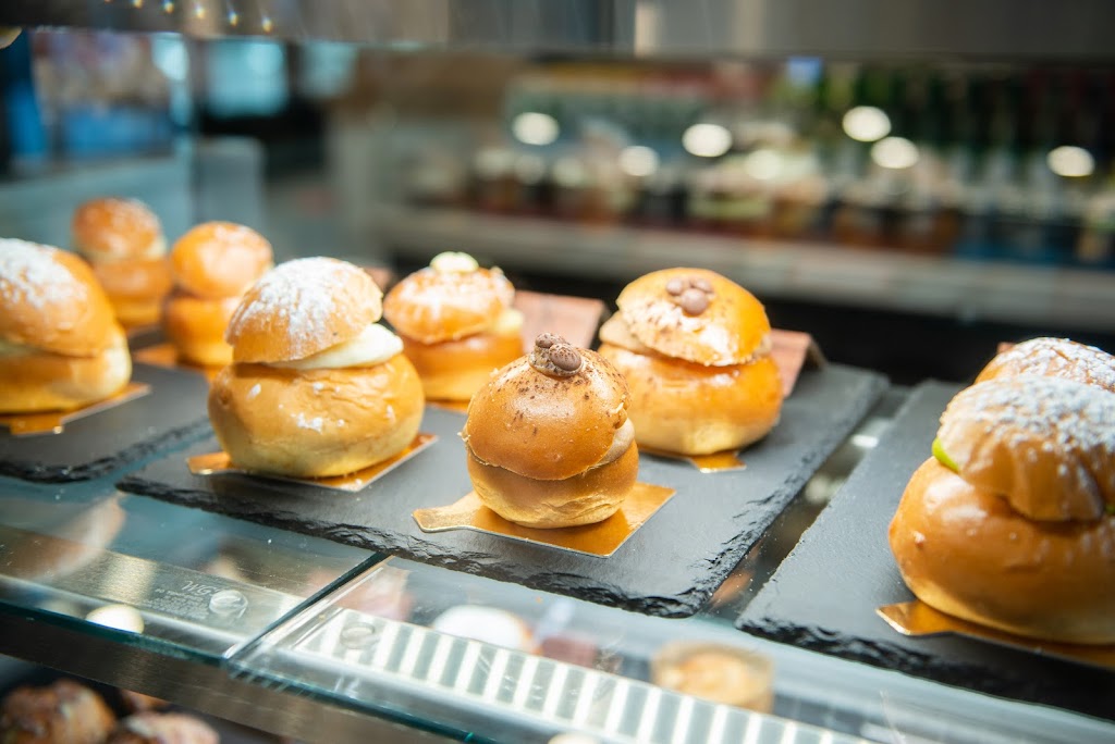 Café Chez Crème - Bar à Brioches | 1750 Rue Claire-Bonenfant phase 2, Québec, QC G2K 0N3, Canada | Phone: (418) 204-2103
