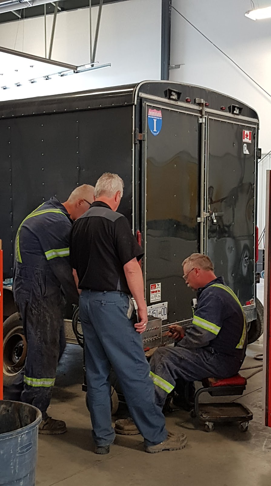 Gateway Repairs Truck and Trailer Ltd. | 7905 Dallas Dr #102, Kamloops, BC V2C 6X2, Canada | Phone: (778) 469-5406