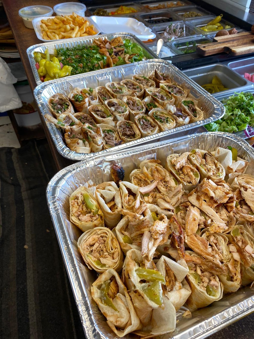 K&W Shawarma | 180 Lees Ave, Ottawa, ON K1S 5J6, Canada | Phone: (613) 421-0247