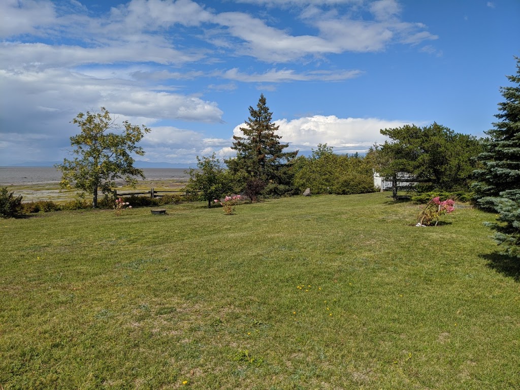 Chalet des Trois Merveilles | 10 Montée Leclerc, Saint-Jean-Port-Joli, QC G0R 3G0, Canada | Phone: (418) 714-1730