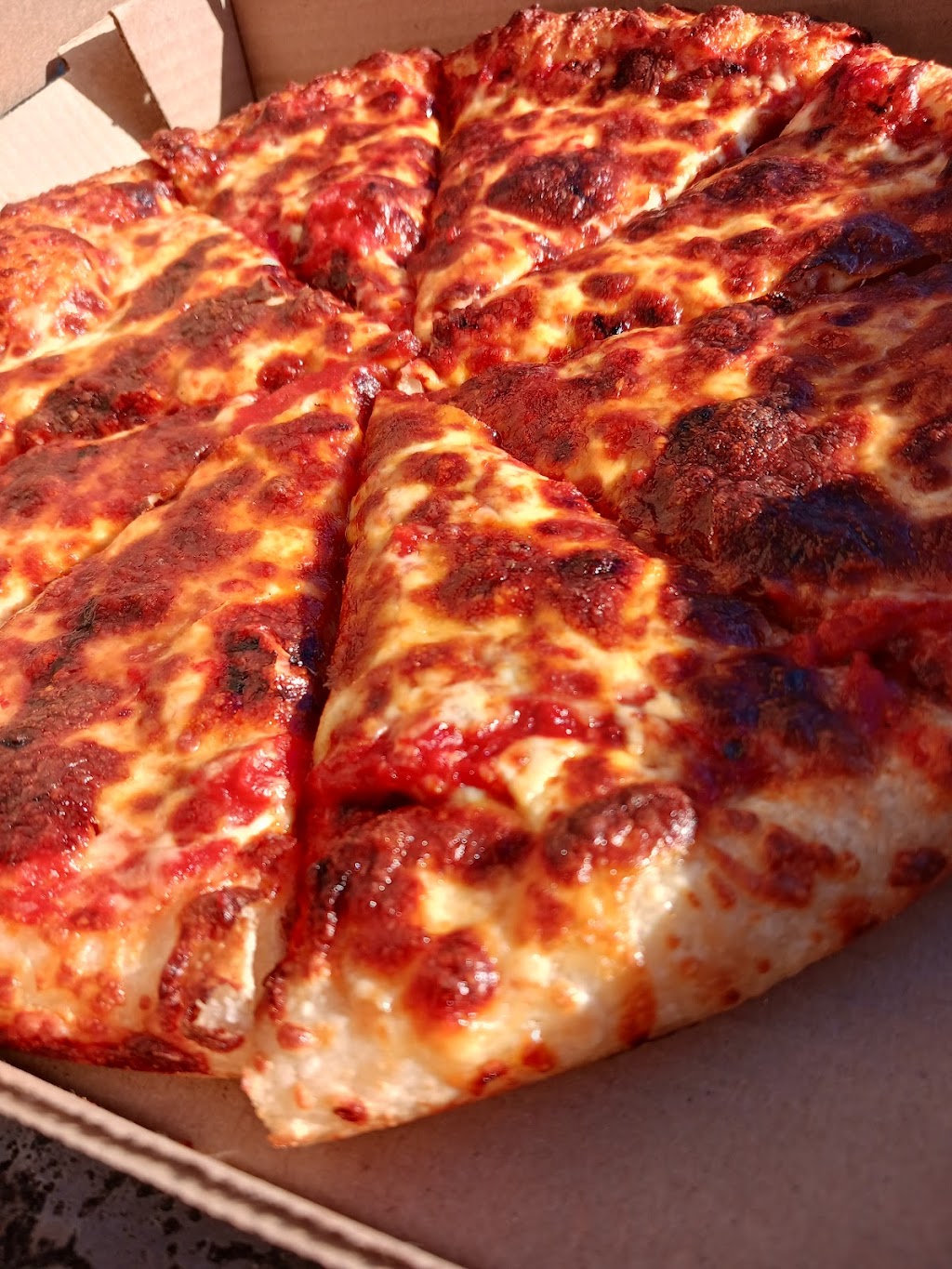 Little Town Pizza Lake Cowichan | 39 King George St, Lake Cowichan, BC V0R 2G0, Canada | Phone: (250) 932-7776