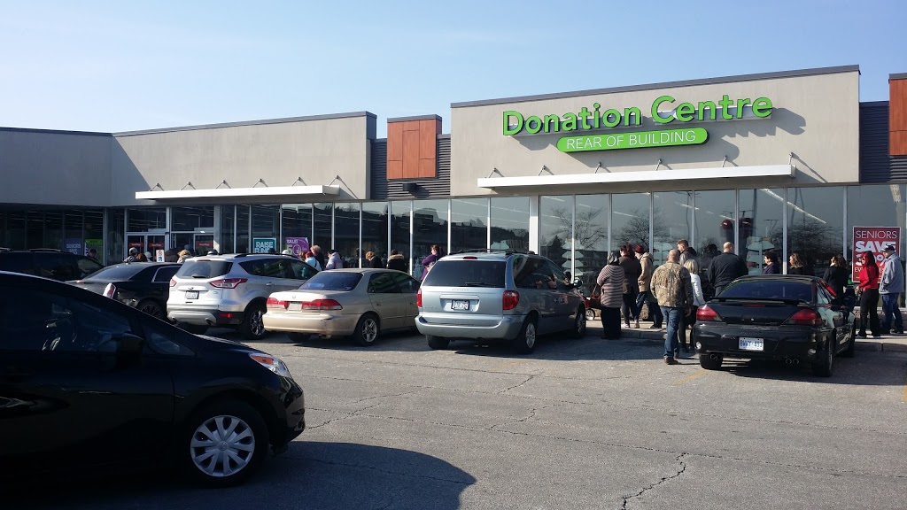 Value Village | 6711 Tecumseh Rd E, Windsor, ON N8T 3K7, Canada | Phone: (519) 944-1372