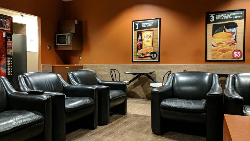 Petro-Pass Truck Stop | 7300 Dixie Rd, Mississauga, ON L5S 1E1, Canada | Phone: (905) 670-0328