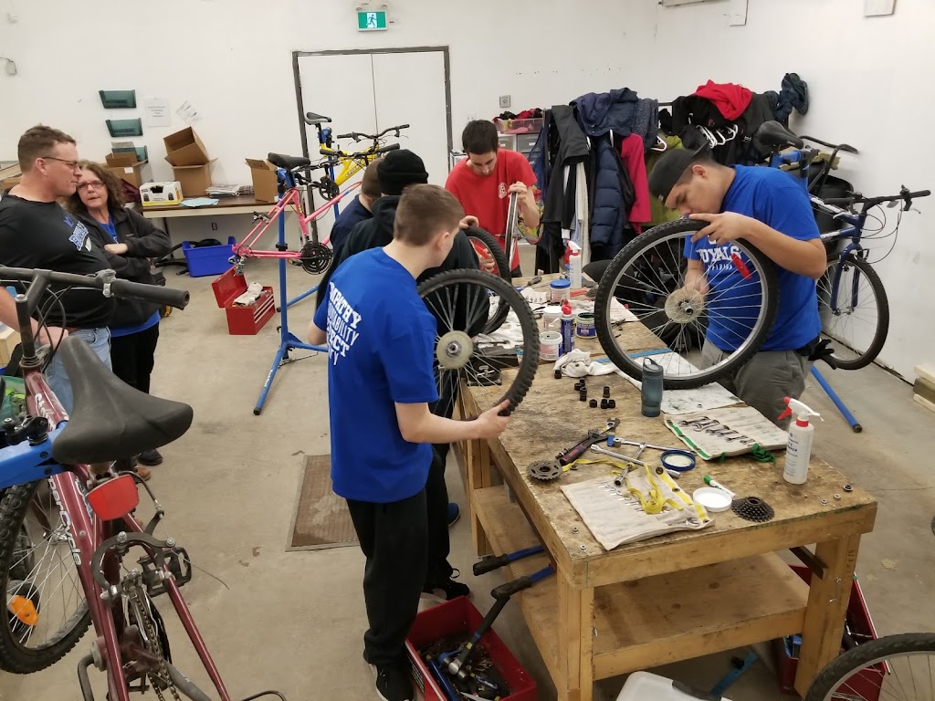 Lord Selkirk Education Centre | 303 Main St, Selkirk, MB R1A 1S7, Canada | Phone: (204) 482-2121