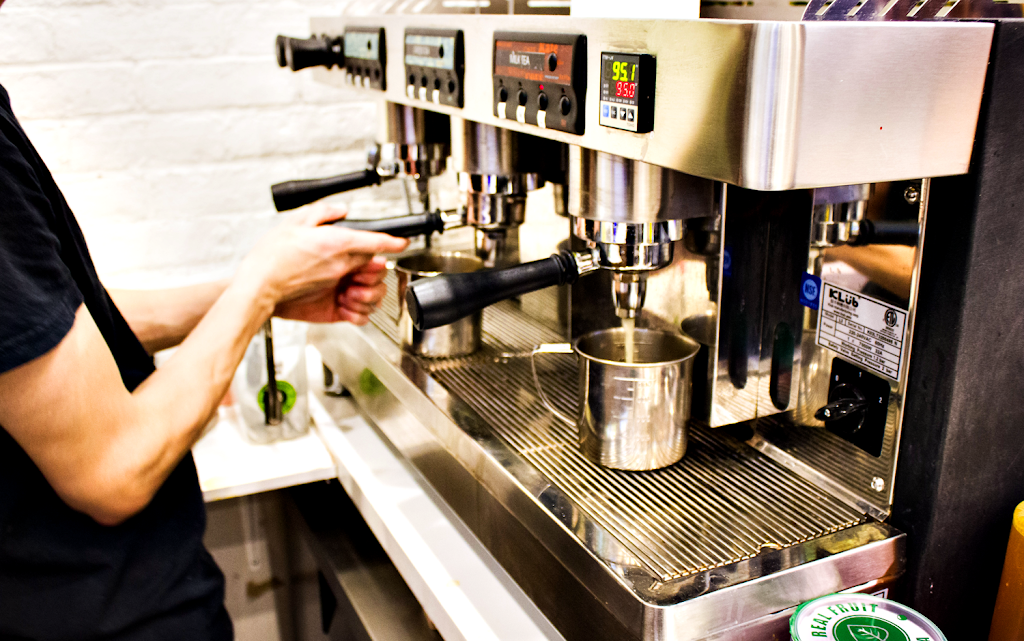 Real Fruit Bubble Tea | 419 King St W, Oshawa, ON L1J 2K5, Canada | Phone: (888) 896-1829