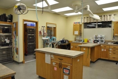Animal Emergency Hospital | 7644 50 Ave, Red Deer, AB T4P 2A8, Canada | Phone: (403) 347-3277