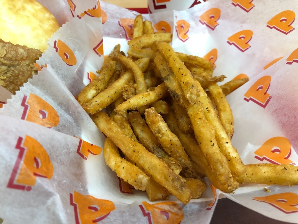 Popeyes Louisiana Kitchen | 425 Aviation Rd NE #102, Calgary, AB T2E 5T5, Canada | Phone: (587) 535-8323
