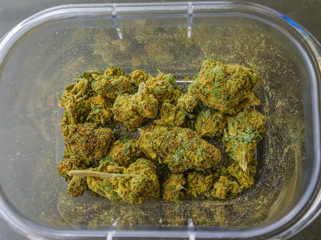 The Potery - Cannabis Guelph | 115 Starwood Dr, Guelph, ON N1E 7J9, Canada | Phone: (519) 265-8768
