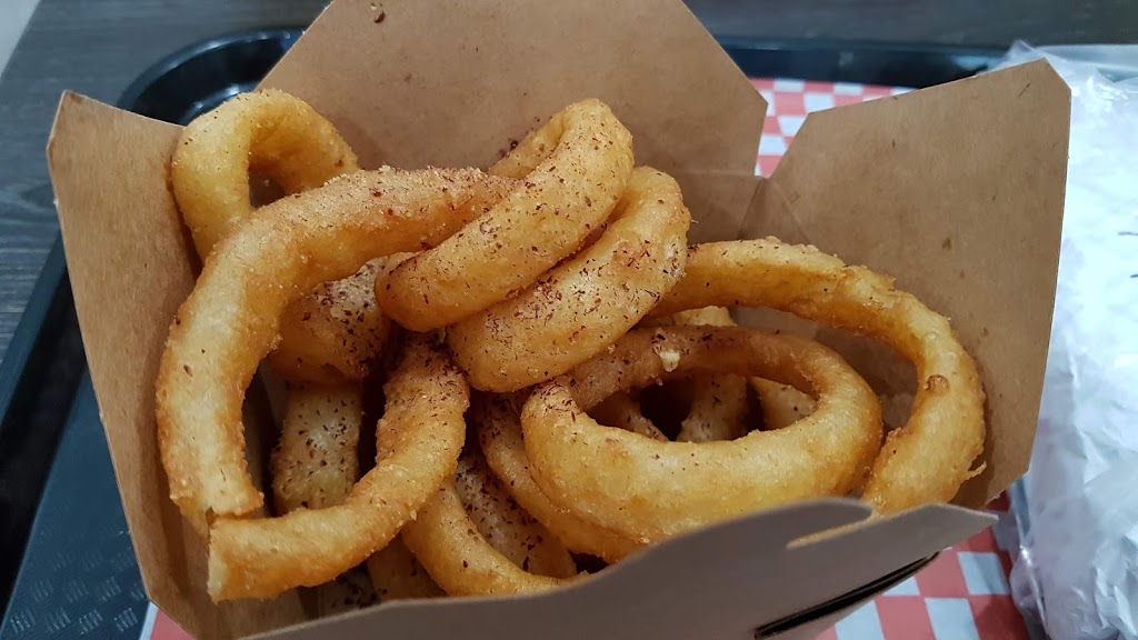 Lamar Donair & Burgers | 17-160 Meadowood Dr, Winnipeg, MB R2M 5L6, Canada | Phone: (204) 421-7770
