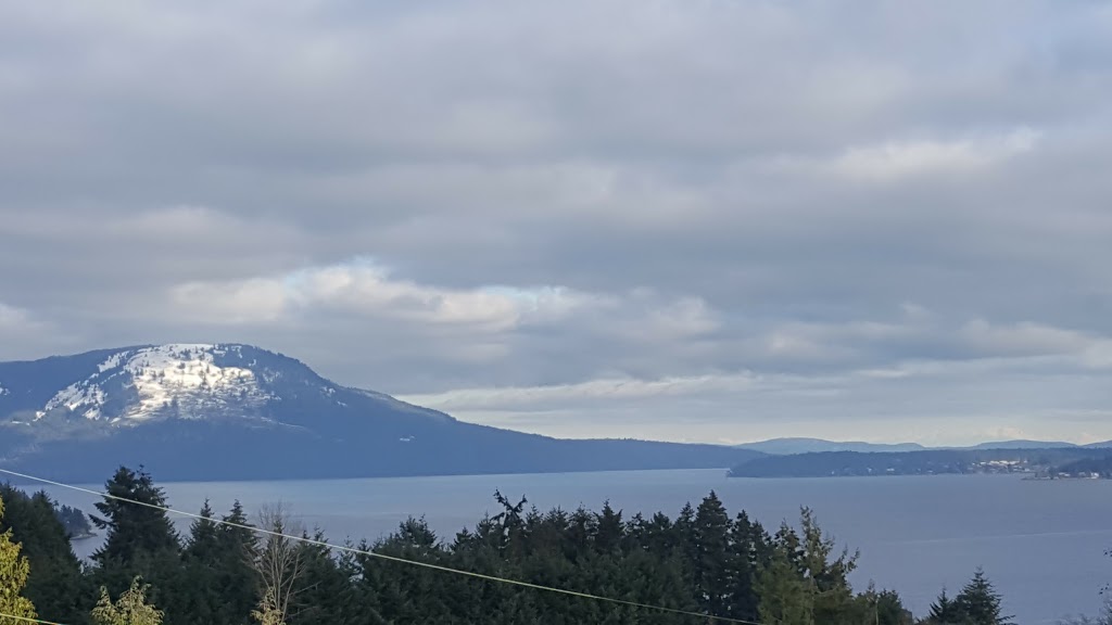 Huckleberry Park | 650 Hunter Pl, Mill Bay, BC V0R 2P0 Hunter Pl, Mill Bay, BC V0R 2P0, Canada | Phone: (250) 746-2500