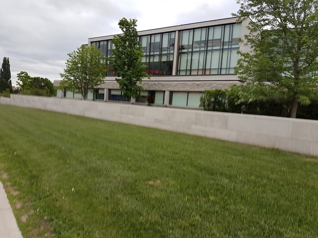 Huron University | 1349 Western Rd, London, ON N6G 1H3, Canada | Phone: (519) 438-7224