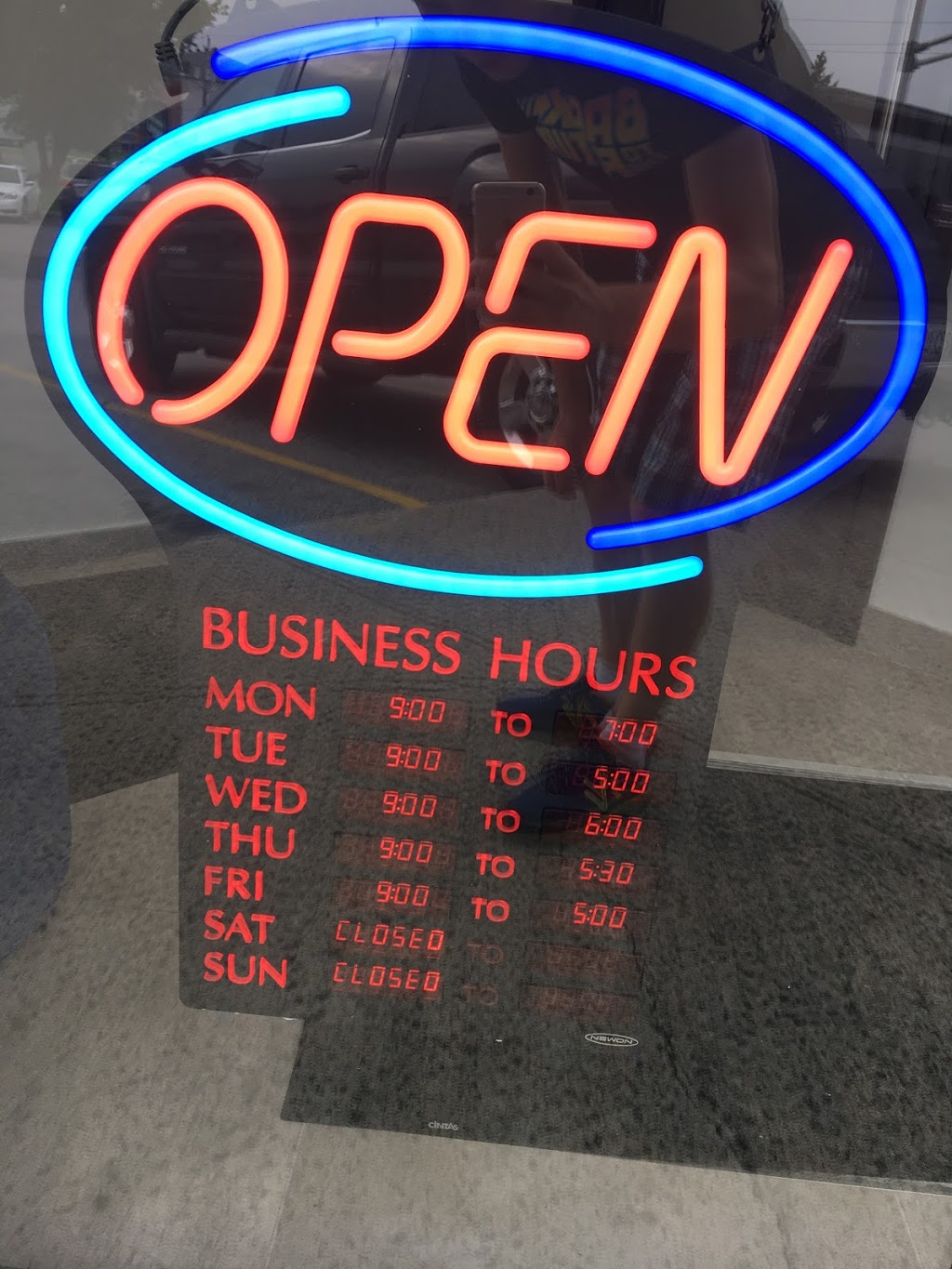 Dentistry @ Rockland | 2768 Laurier St, Rockland, ON K4K 1A2, Canada | Phone: (613) 446-0009