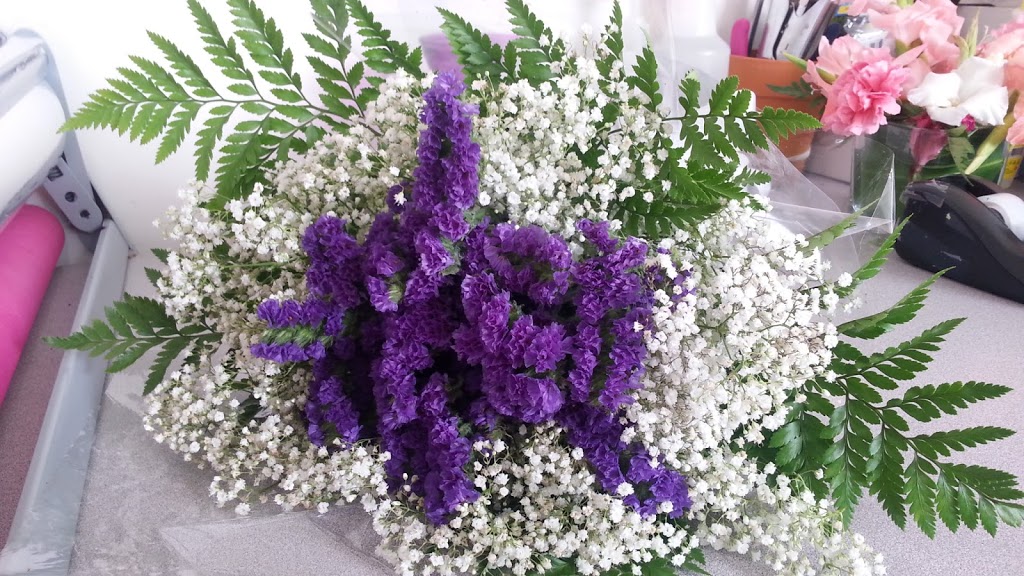 181 FLORIST | 181 Plains Rd W #7, Burlington, ON L7T 0B1, Canada | Phone: (905) 912-2181