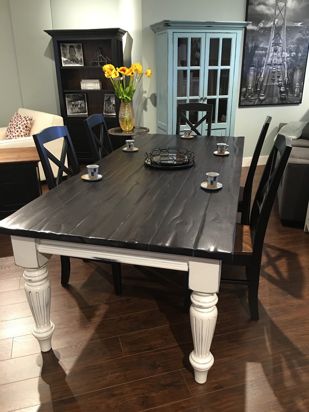 WoodLove Custom Furniture | 1757 Capilano Rd, North Vancouver, BC V7P 3B5, Canada | Phone: (604) 770-0875