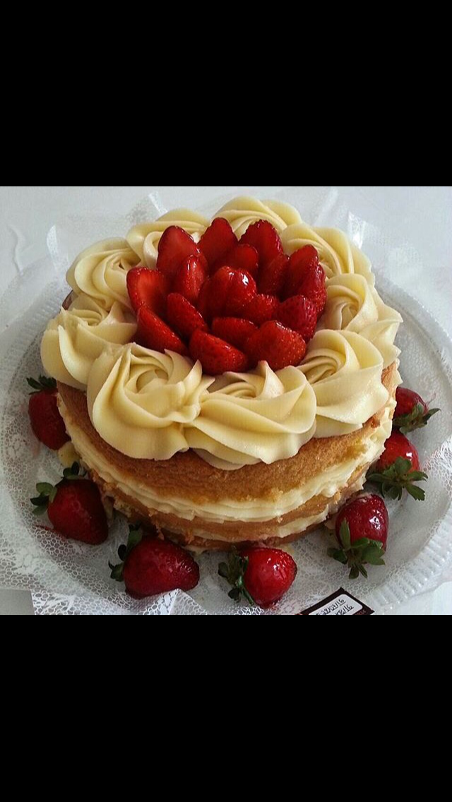 Doceria da Maria (by pre-order only) | 651 Nootka Way, Port Moody, BC V3H 0A1, Canada | Phone: (778) 241-9715