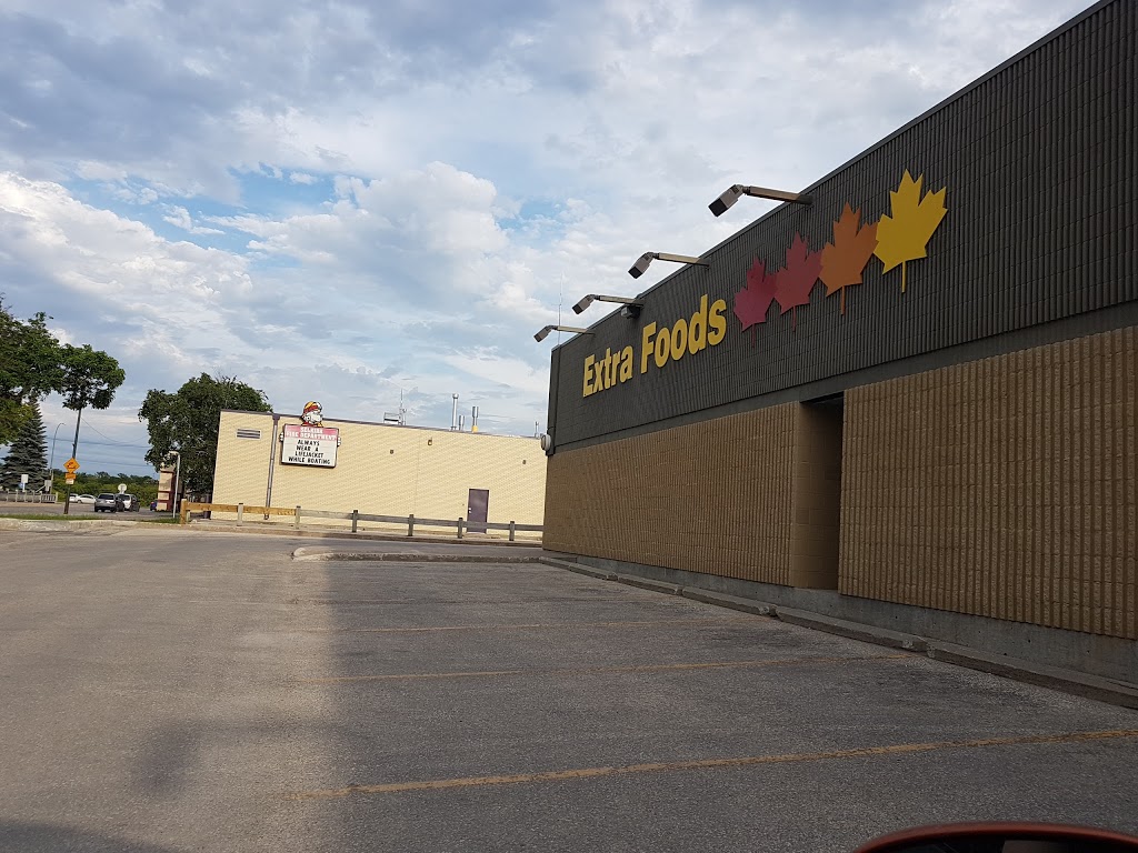 Extra Foods | 366 Main St, Selkirk, MB R1A 2J7, Canada | Phone: (204) 482-2904