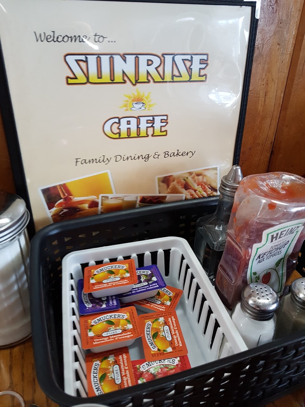 Sunrise Cafe | 136 Bunting Rd, St. Catharines, ON L2P 3G5, Canada | Phone: (905) 685-1100