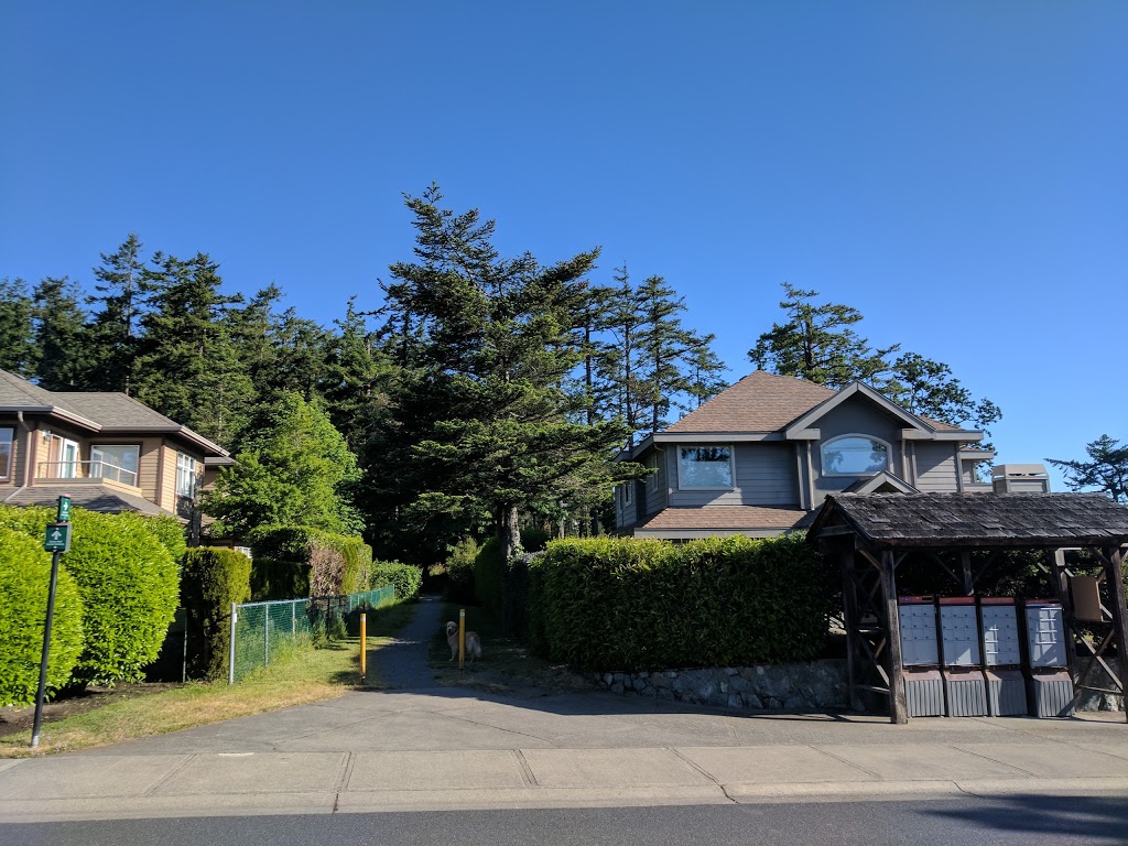 Ferndale Park | Vantreight Dr, Victoria, BC V8N 6L2, Canada | Phone: (250) 475-1775