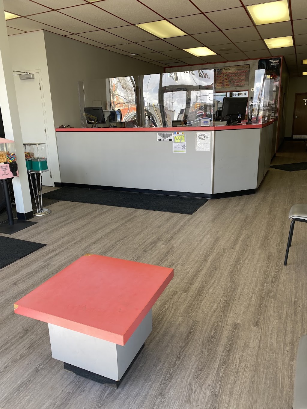 Dons Tire & Auto Repair Ltd. | 1975 Gaetz Ave, Red Deer, AB T4R 1Z4, Canada | Phone: (403) 347-5501