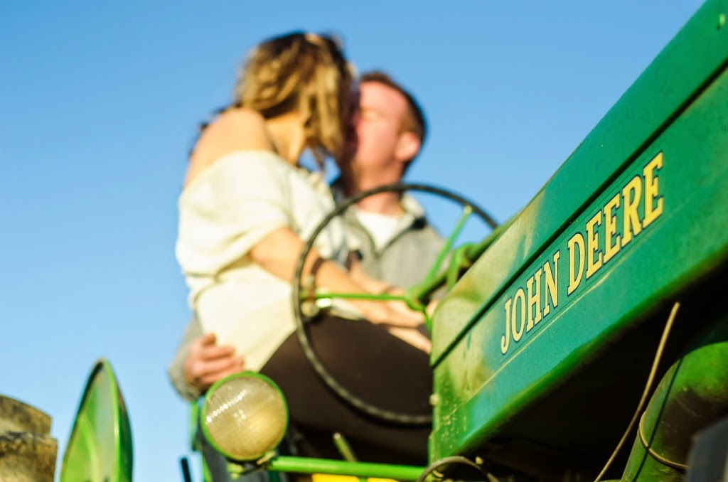 Nina Murray Photography | 406195 Grey County Rd 4, Flesherton, ON N0C 1E0, Canada | Phone: (705) 617-1220