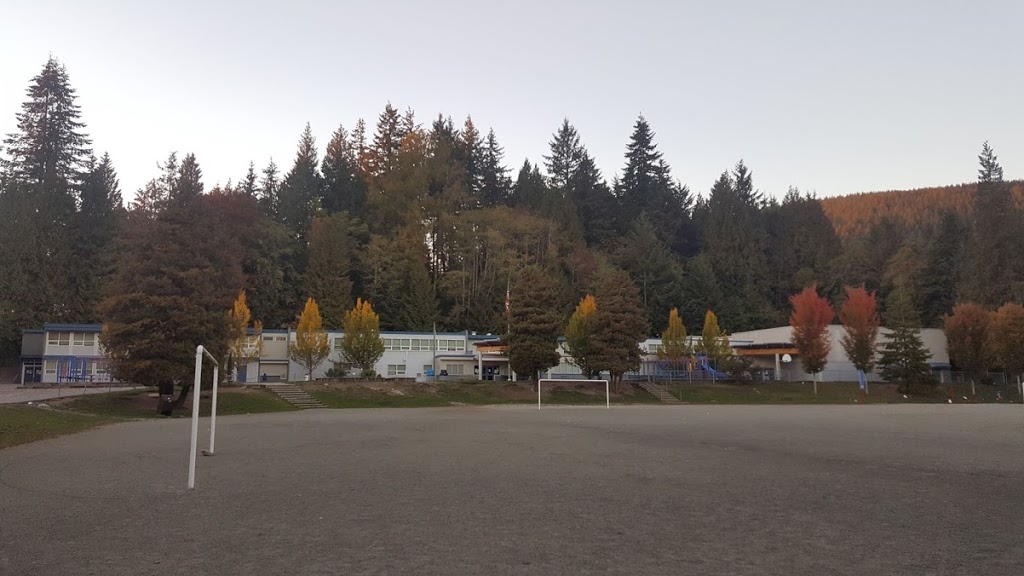 Carisbrooke Elementary | 510 Carisbrooke Rd E, North Vancouver, BC V7N 1N5, Canada | Phone: (604) 903-3380