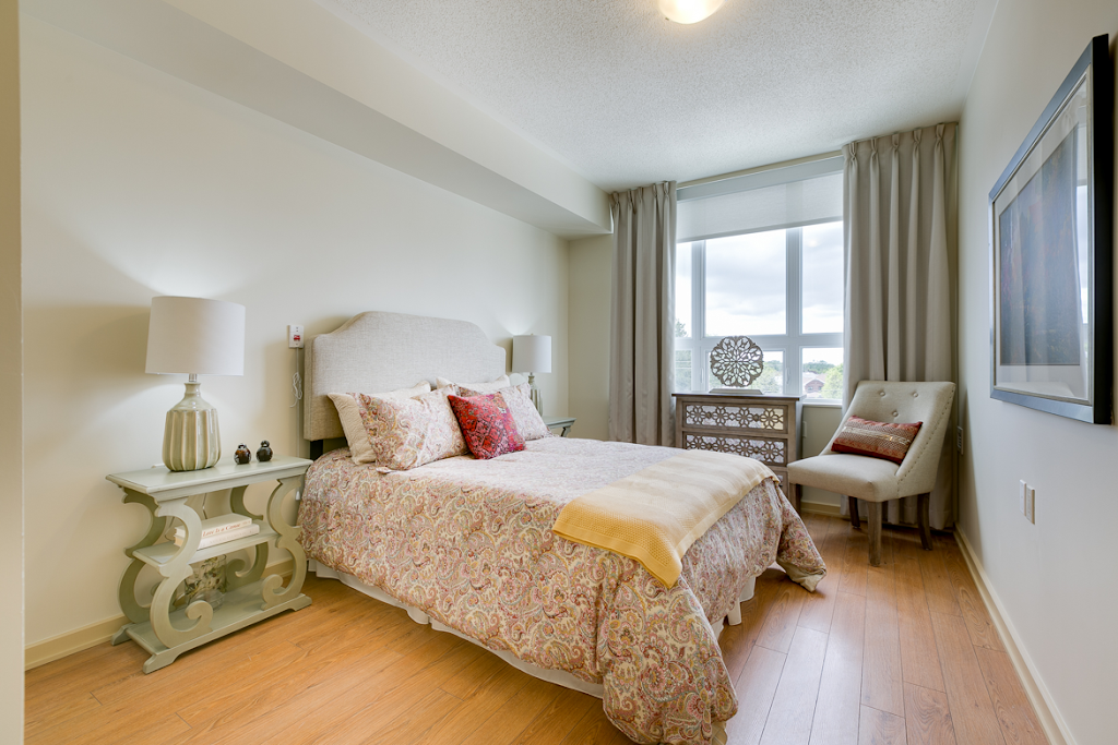 Chapel Hill Retirement Residence | 2305 Pagé Rd, Orléans, ON K1W 1H3, Canada | Phone: (613) 804-2273