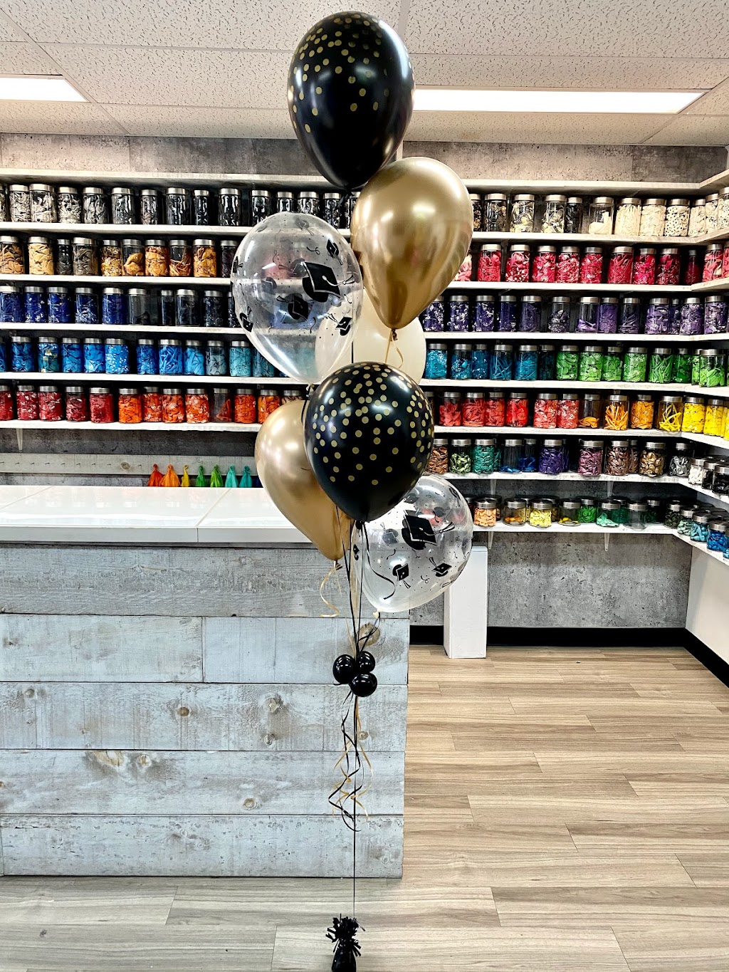 Balloune Shop | 13022 Boul. Henri-Bourassa, Québec, QC G1G 3Y4, Canada | Phone: (581) 989-0070