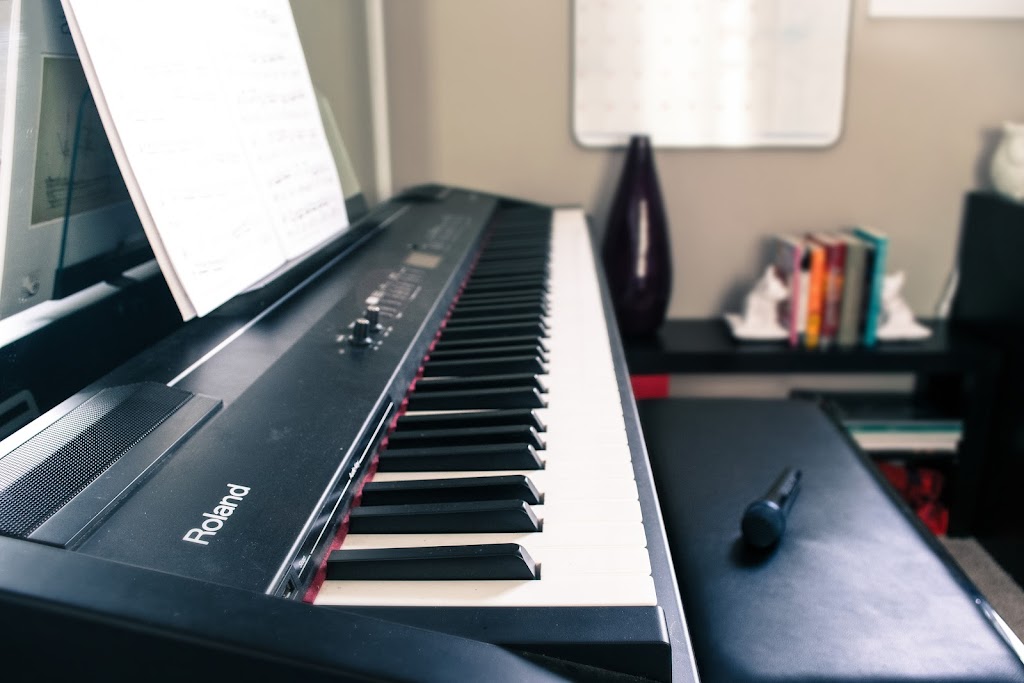 Miss Lauren Music | 109 Meadowland Cres, Spruce Grove, AB T7X 0P9, Canada | Phone: (780) 920-6717