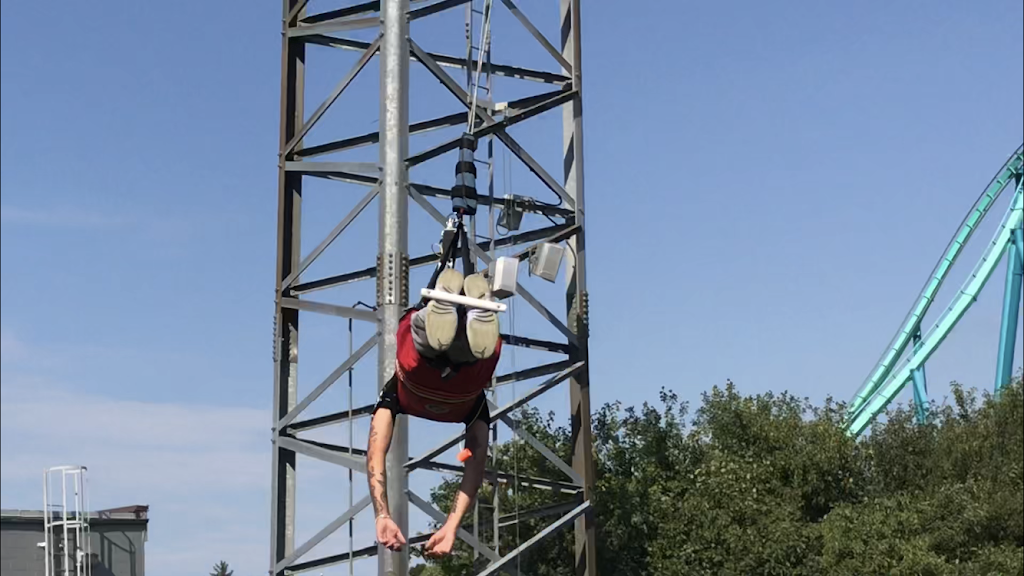 Xtreme Skyflyer - 1 Canada's Wonderland Drive, Maple, ON L6A 1S6, Canada