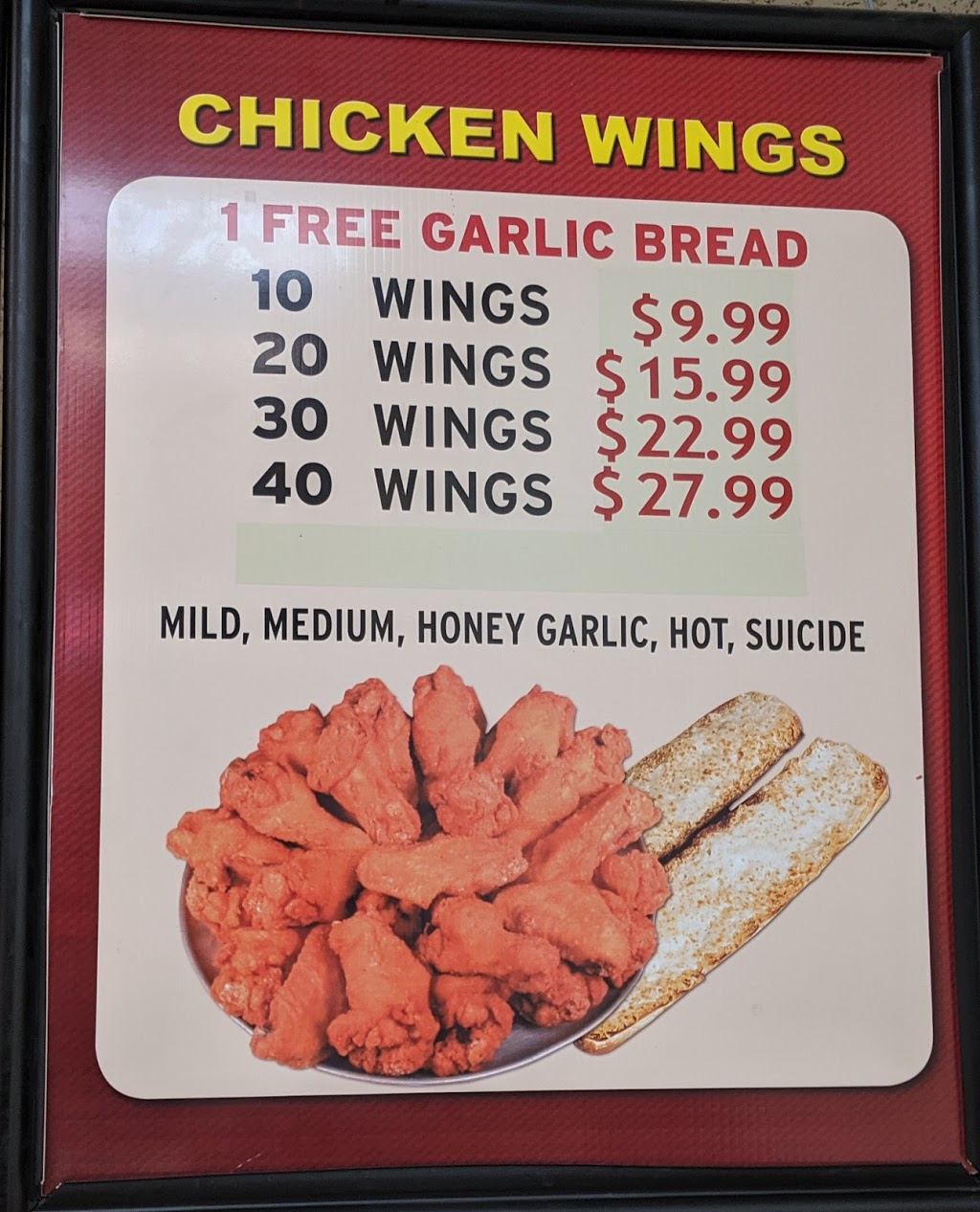 Plaza Pizza & Wings | 90 Wellington St N, Hamilton, ON L8R 2N2, Canada | Phone: (905) 522-0909