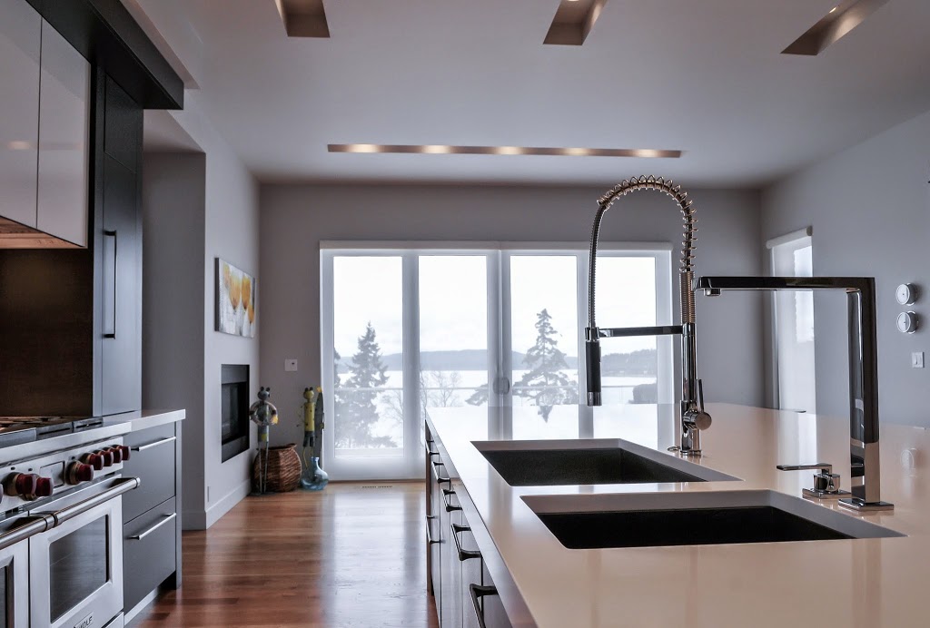 Russells Window Coverings | 873 Hinotes Ct, Lynden, WA 98264, USA | Phone: (360) 656-6579