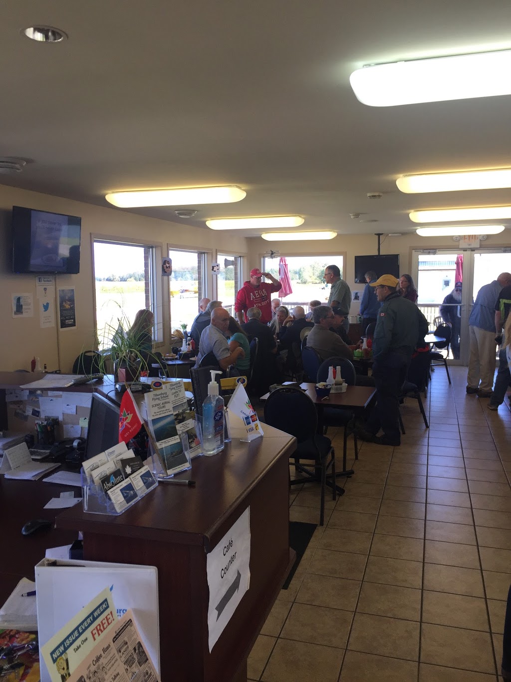 Skyway Cafe Tillsonburg | 244411 Airport Rd, Tillsonburg, ON N4G 4H1, Canada | Phone: (519) 842-4444