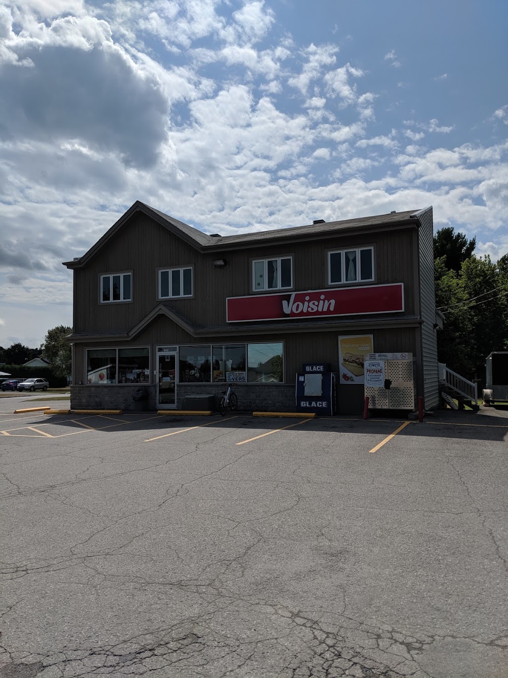 Dépanneur Voisin Paulo | 1255 Rue Saint Pierre S, Joliette, QC J6E 3Z1, Canada | Phone: (450) 756-6854