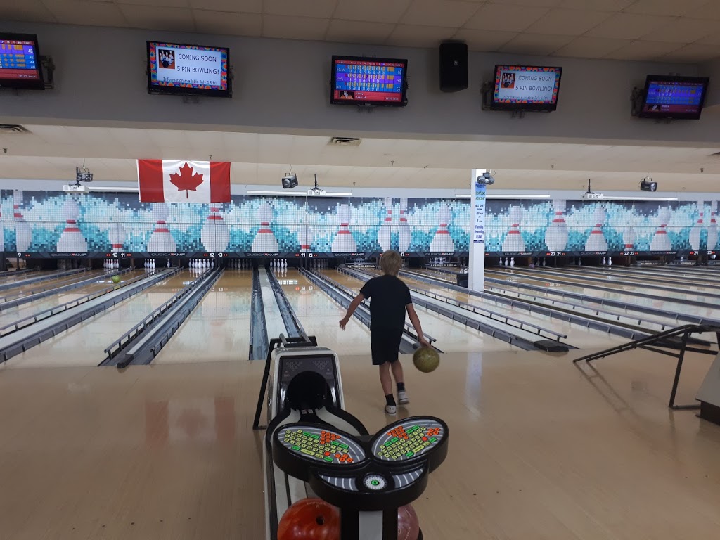Woodlawn Bowl | 253 Woodlawn Rd W, Guelph, ON N1H 8J1, Canada | Phone: (519) 823-2695