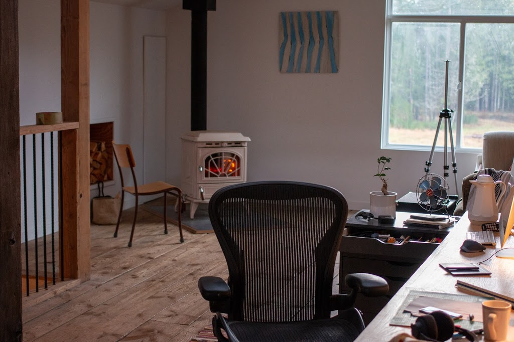 Hank White Co | 1850 Swayne Rd, Errington, BC V0R 1V0, Canada | Phone: (604) 783-5102