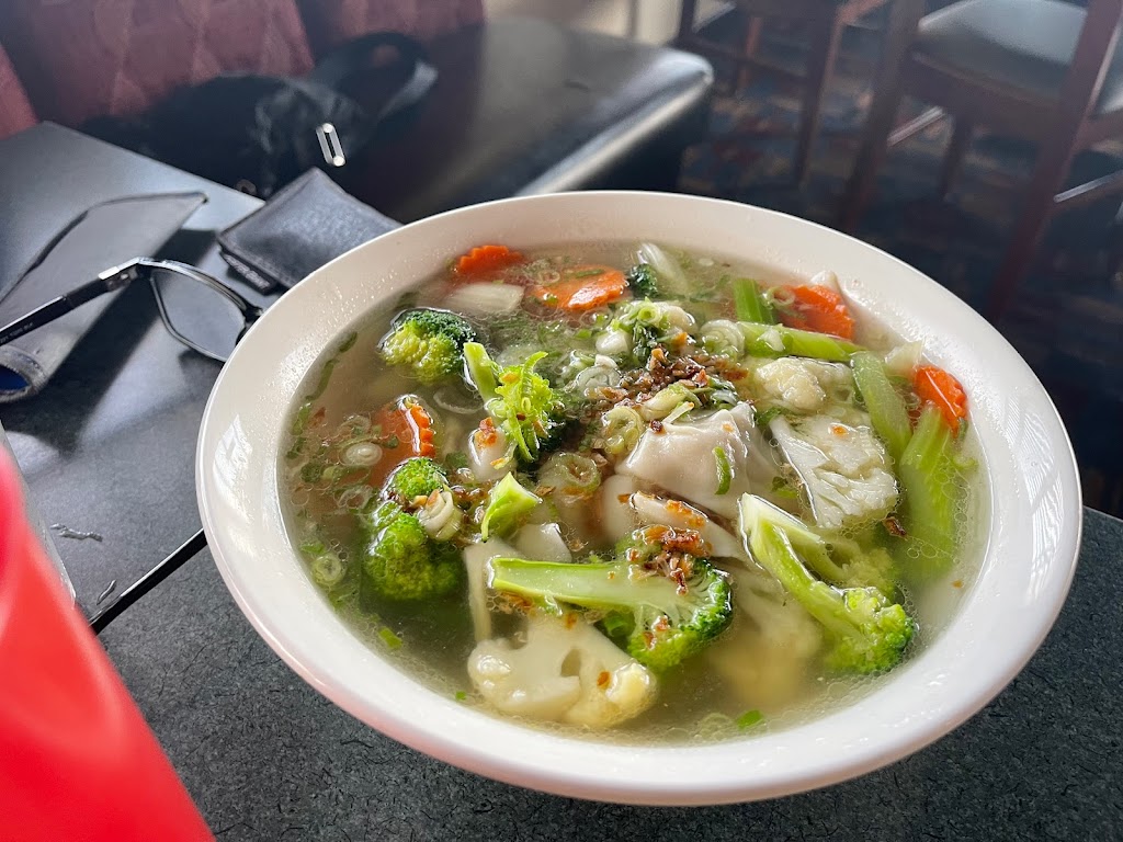 Pho 99 | 7 Crowfoot Rise NW, Calgary, AB T3G 4P5, Canada | Phone: (403) 457-7899
