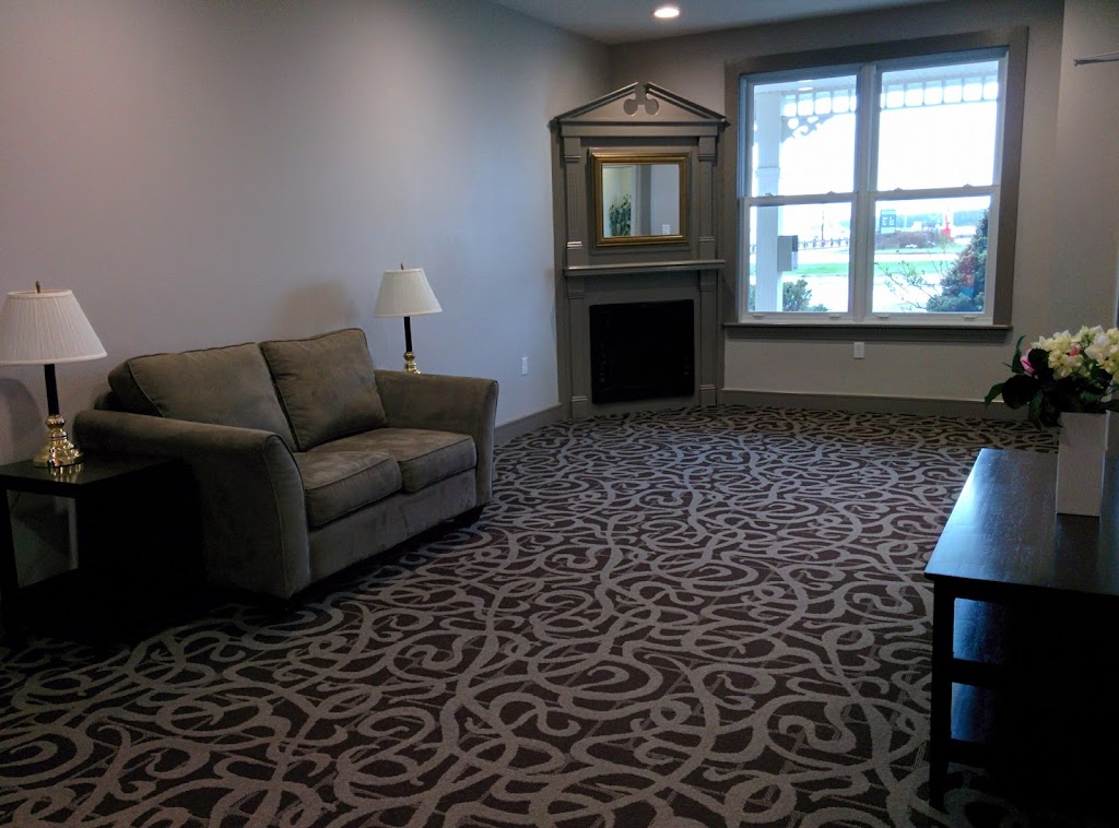 The Loyalist Country Inn | 195 Heather Moyse Dr, Summerside, PE C1N 5R1, Canada | Phone: (902) 436-3333