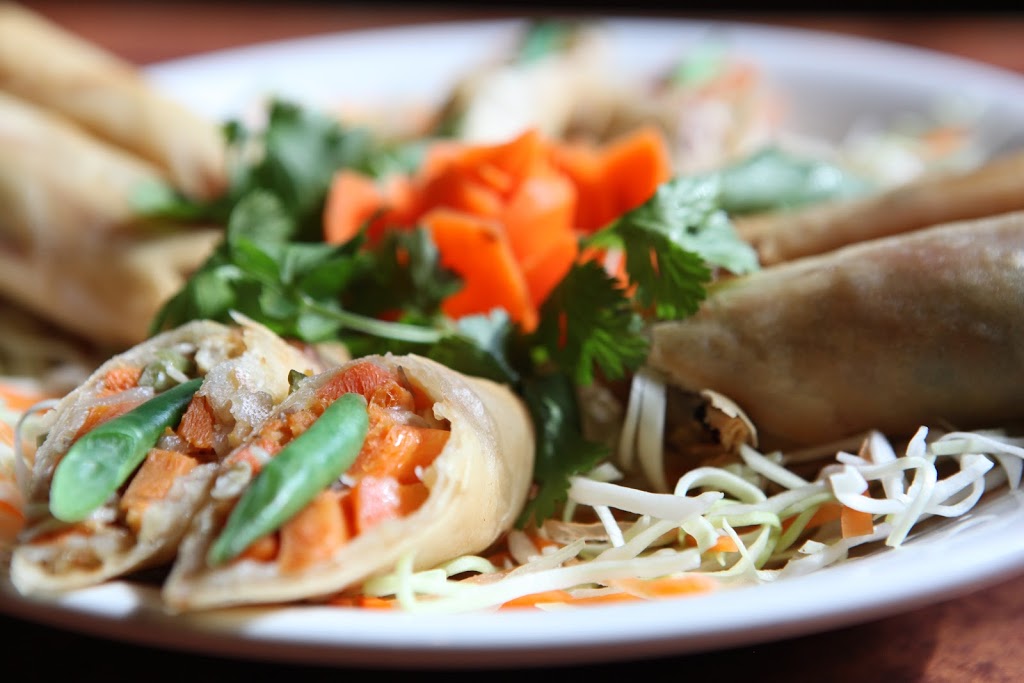 Manila Bay | 13619 St Albert Trail NW, Edmonton, AB T5L 5E8, Canada | Phone: (780) 482-6660