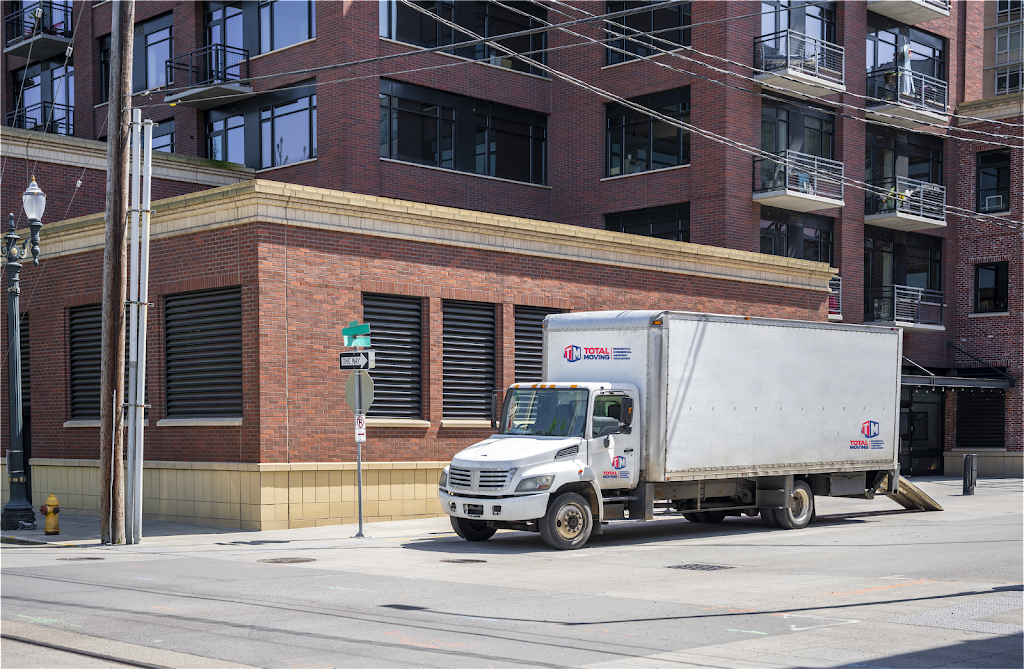 Total Moving Winnipeg | 21 Blumberg Trail, Headingley, MB R4H 0B1, Canada | Phone: (431) 441-6683